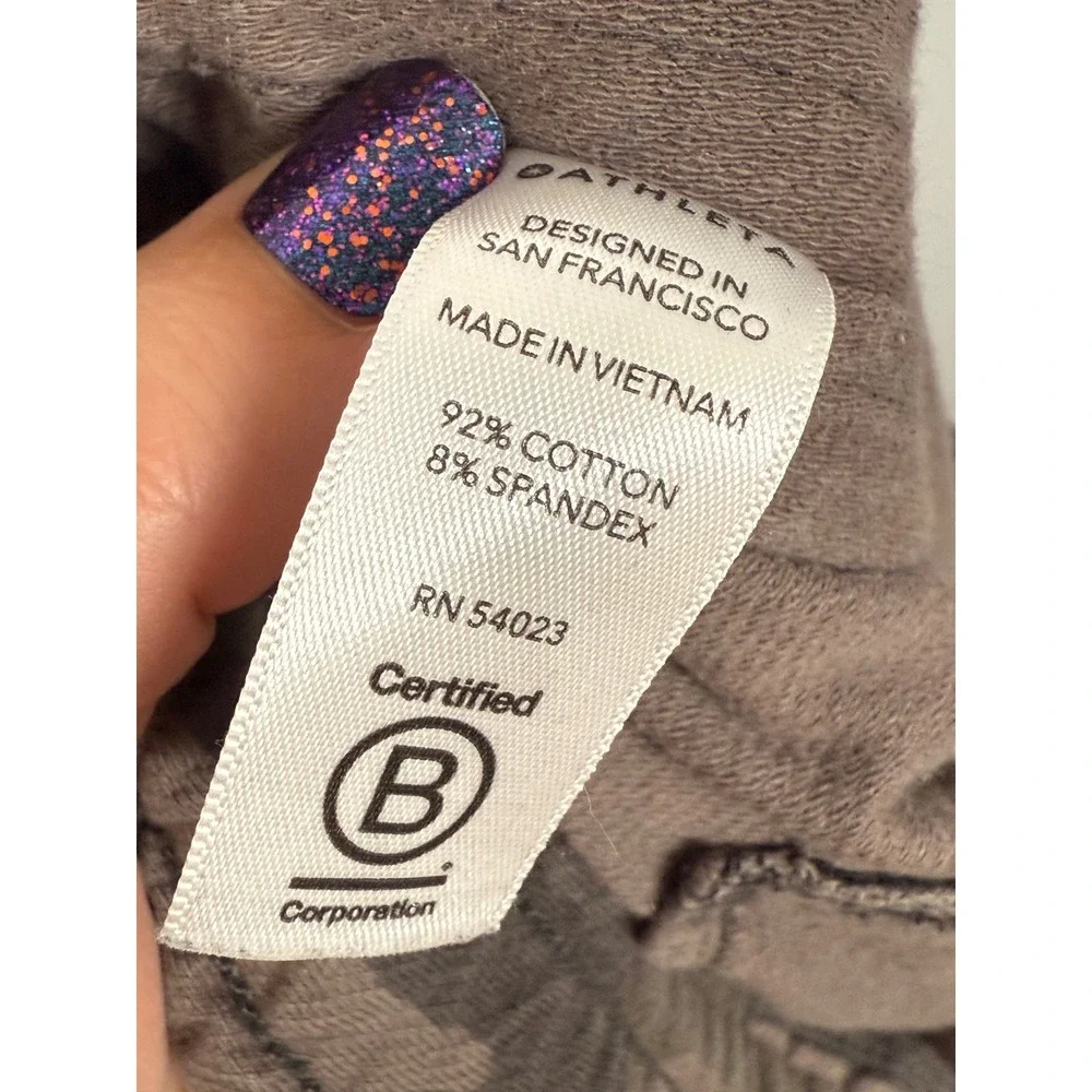 Athleta Farallon Jogger Camo‎ Print Drawstring Waist Women Size 14 Athleisure